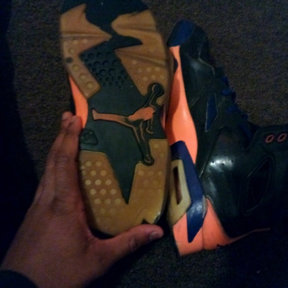 Jordan 6s - Picture 3 of 3